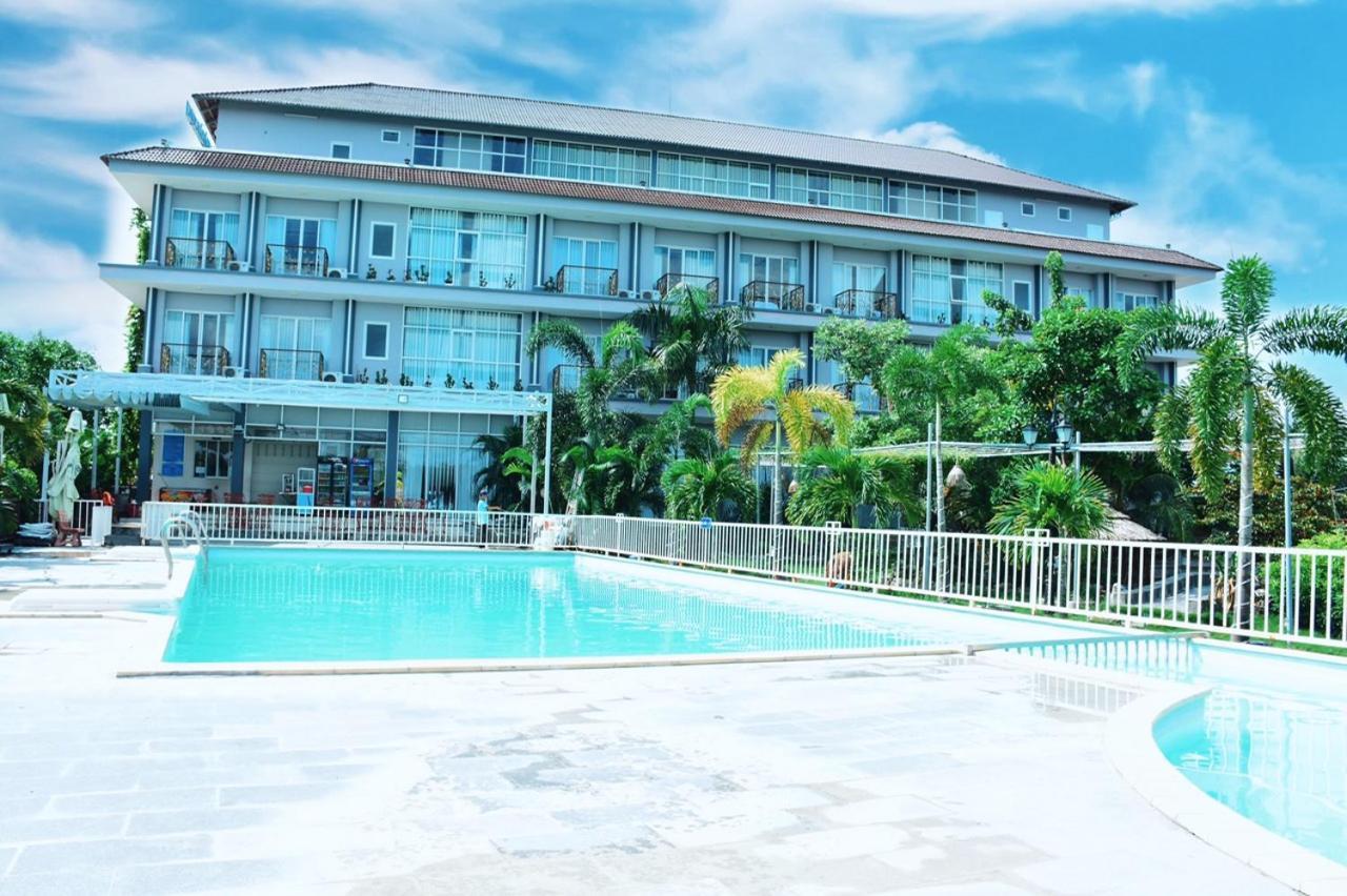 Nam Can Ozon Hotel מראה חיצוני תמונה