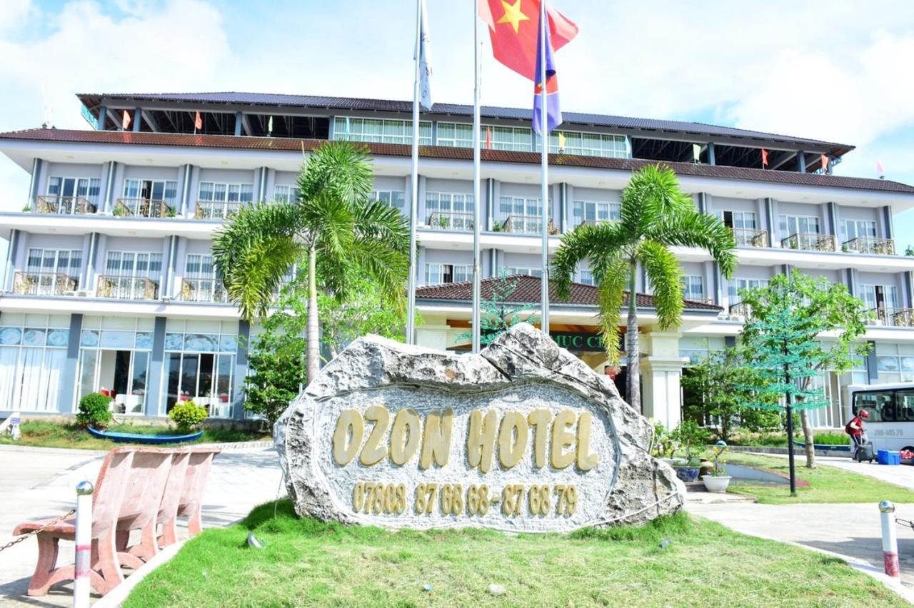 Nam Can Ozon Hotel מראה חיצוני תמונה